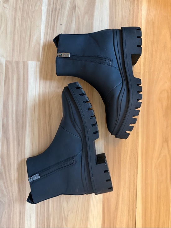 Vionic Shoes - Vionic Karsen Women’s Waterproof Arch Supportive Boot